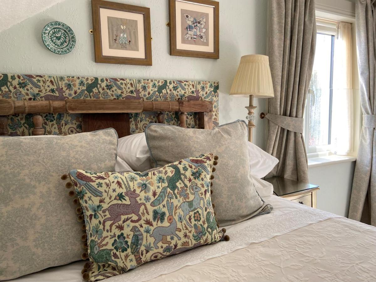 The Artist Residence Dublin Boutique B&B Sutton Esterno foto